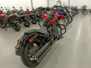 2021 Harley-Davidson Street Bob, чёрный, 1660000 рублей, вид 3