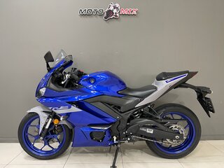 2021 Yamaha YZF-R3, синий, 520000 рублей, вид 2