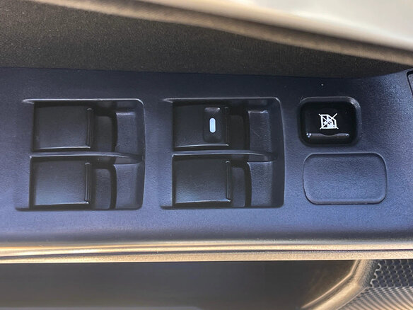2011 Mitsubishi Lancer X Рестайлинг, серебристый, 629000 рублей - вид 15
