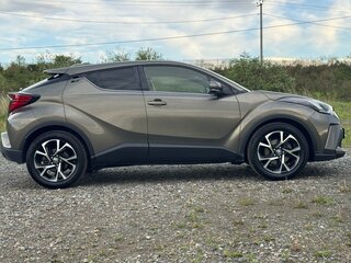 2020 Toyota C-HR I Рестайлинг, коричневый, 1750000 рублей, вид 4