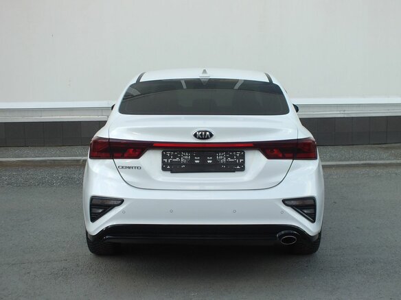 2018 Kia Cerato IV, белый, 1639000 рублей - вид 3