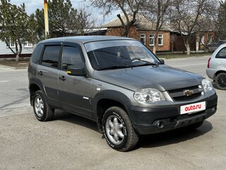2013 Chevrolet Niva I Рестайлинг, коричневый, 620000 рублей, вид 3
