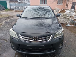 2011 Toyota Corolla X (E140, E150) Рестайлинг, чёрный, 760000 рублей, вид 3