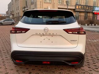 2023 Nissan Qashqai III, белый, 1579999 рублей, вид 5