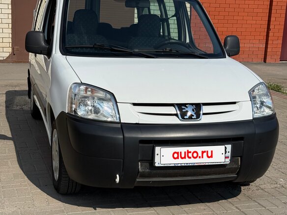 2010 Peugeot Partner I Рестайлинг, белый, 535000 рублей - вид 2