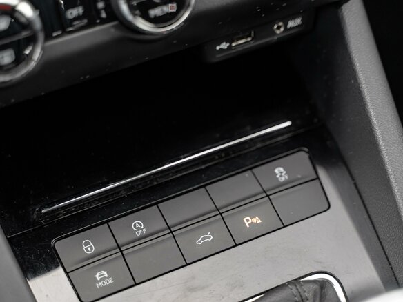2017 Skoda Octavia III (A7) Рестайлинг, белый - вид 29
