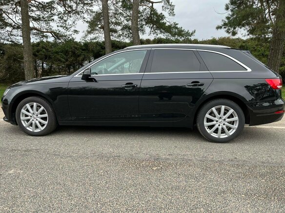 2018 Audi A4 V (B9), чёрный, 1900000 рублей - вид 9