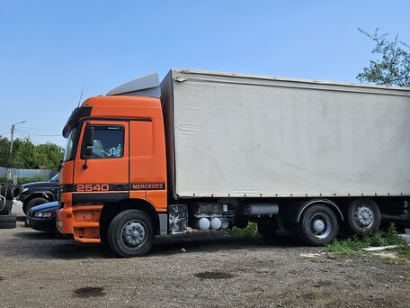 1996 Mercedes-Benz Actros, оранжевый, 2000000 рублей, вид 2