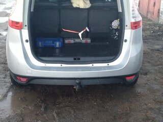 2013 Renault Scenic Grand III Рестайлинг 2, серебристый, 1250000 рублей, вид 4