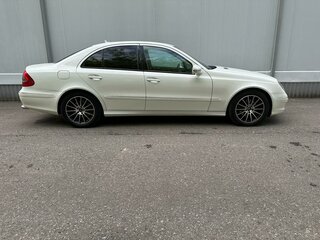 2009 Mercedes-Benz E-Класс 350 III (W211, S211) Рестайлинг, белый, 1150000 рублей, вид 4