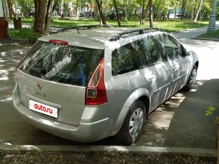 2007 Renault Megane II Рестайлинг, серебристый, 590000 рублей, вид 3