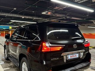 2016 Lexus LX 450d III Рестайлинг 2, чёрный, 8000000 рублей, вид 4