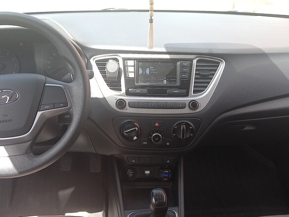 2019 Hyundai Solaris II, коричневый, 1430000 рублей - вид 7