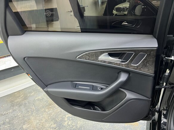 2018 Audi A6 IV (C7) Рестайлинг, чёрный, 3150000 рублей - вид 20