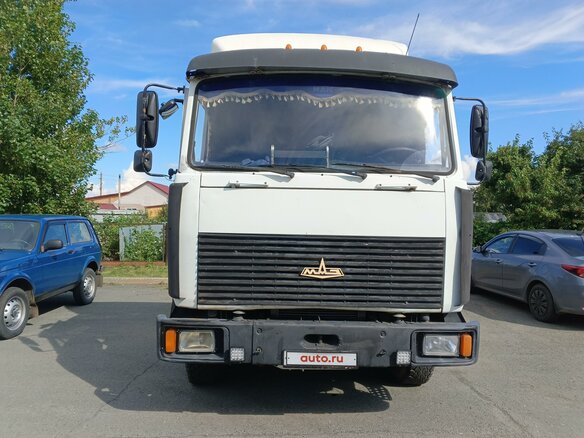 2008 МАЗ 6422, белый, 1300000 рублей - вид 3
