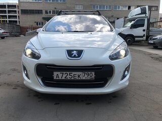 2013 Peugeot 308 I Рестайлинг, белый, 1150000 рублей, вид 3