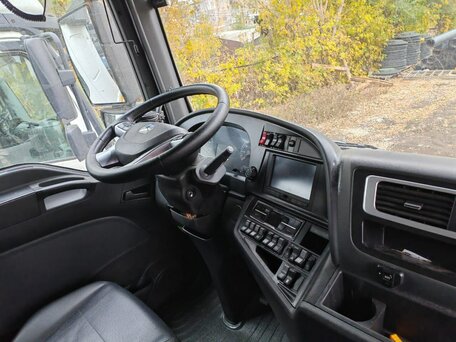 2023 Sinotruk Sitrak C7H, белый, 10240000 рублей, вид 5