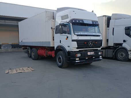 1996 Mercedes-Benz SK, белый, 1750000 рублей, вид 5