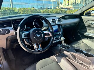 2020 Ford Mustang VI Рестайлинг, чёрный, 4100000 рублей, вид 2