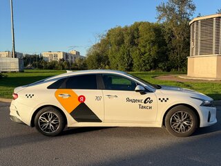 2021 Kia K5 III, белый, 1590000 рублей, вид 3