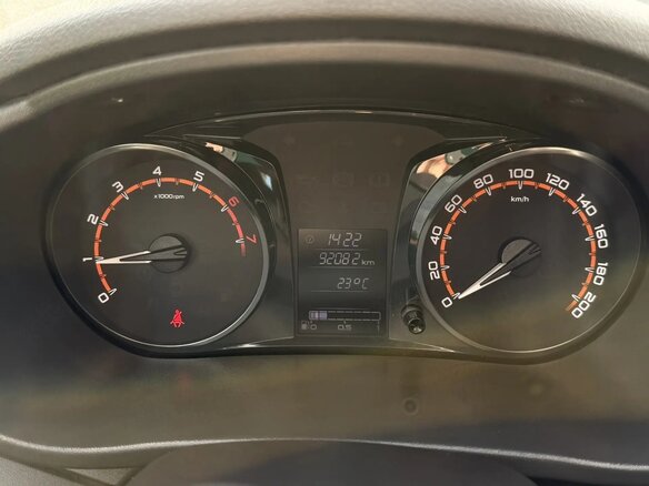 2018 Lada (ВАЗ) Granta I, серебристый, 530000 рублей - вид 4