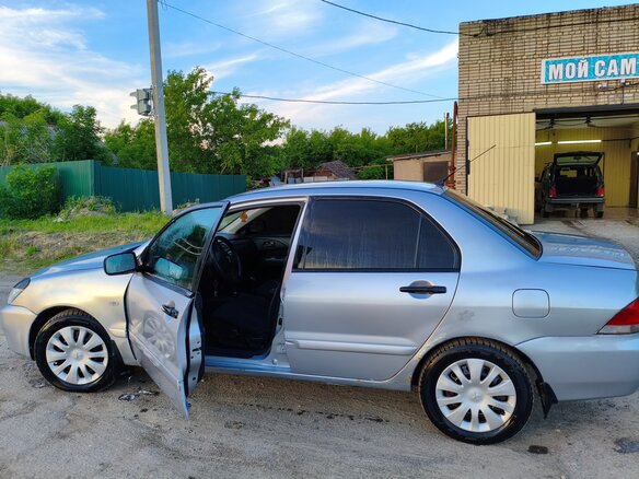 2006 Mitsubishi Lancer IX Рестайлинг, серебристый, 210000 рублей - вид 6