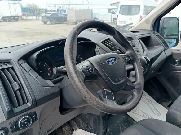 2021 Ford Transit, синий, 2410000 рублей - вид 4