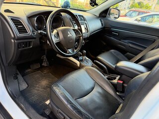 2013 Mitsubishi ASX I Рестайлинг, белый, 950000 рублей, вид 5