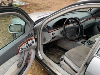 2003 Mercedes-Benz S-Класс 320 IV (W220) Рестайлинг, серый, 850000 рублей, вид 5