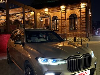 2019 BMW X7 M50d I (G07), бежевый, 6400000 рублей, вид 3