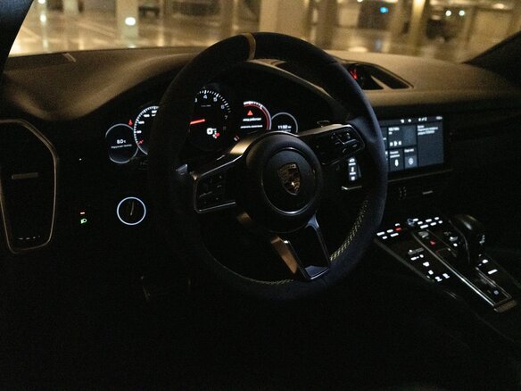 2019 Porsche Cayenne III, чёрный, 5200000 рублей - вид 7