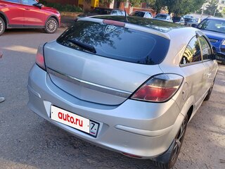 2008 Opel Astra GTC H Рестайлинг, серебристый, 380000 рублей, вид 3