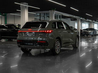2026 Audi Q5 L III (GU), серый, 6850000 рублей, вид 5