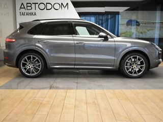 2022 Porsche Cayenne S III, серый, 11700000 рублей, вид 4