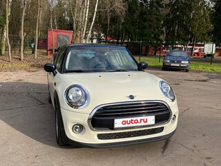2020 Mini Hatch Cooper III (F55/F56) Рестайлинг, белый, 1750000 рублей, вид 3