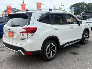 2022 Subaru Forester V Рестайлинг, белый, 2598017 рублей, вид 5