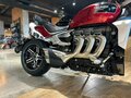 2023 Triumph Rocket 3, красный, 2990000 рублей - вид 11