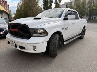 2018 Ram 1500 Crew Cab IV (DS/DJ), белый, 3700000 рублей, вид 3