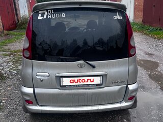 2000 Toyota FunCargo, серый, 470000 рублей, вид 2