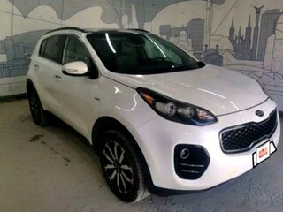 2018 Kia Sportage IV Рестайлинг, белый, 2500000 рублей, вид 2