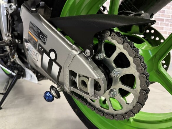 2024 Kawasaki ZX-6 Ninja, белый, 1295000 рублей - вид 10