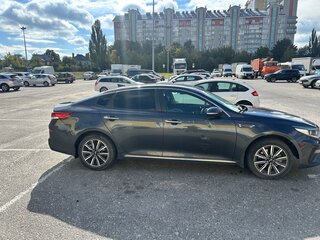 2019 Kia Optima IV Рестайлинг, серый, 1300000 рублей, вид 4
