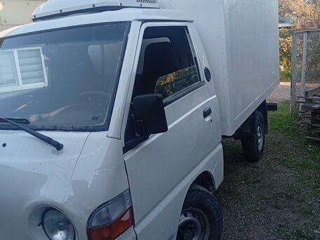 2006 Hyundai Porter, белый, 500000 рублей, вид 3