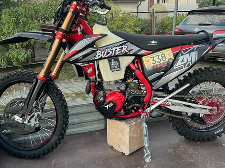 2024 ZM Buster, красный, 260000 рублей, вид 2