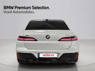 2026 BMW 7 серии 740d xDrive VII (G70), белый, 14291099 рублей, вид 4