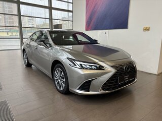 2025 Lexus ES 200 VII Рестайлинг 2, серый, 5750000 рублей, вид 1