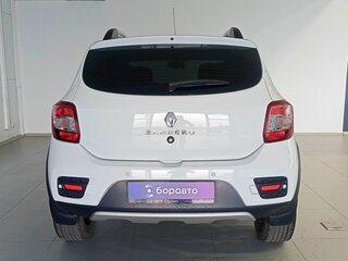 2020 Renault Sandero Stepway II Рестайлинг, белый, 1250000 рублей, вид 5