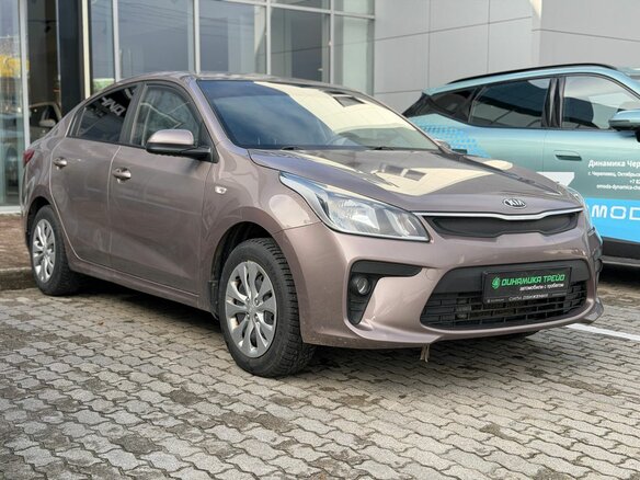 2018 Kia Rio IV, коричневый, 1065000 рублей - вид 2
