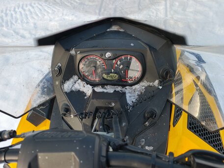 2014 BRP Ski-Doo Tundra 550, жёлтый, 800000 рублей, вид 3