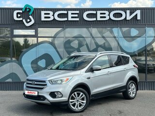 2017 Ford Kuga II Рестайлинг, серебристый, 1450000 рублей, вид 1
